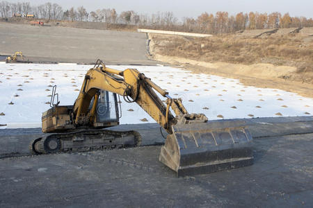 Landfill Liners: HDPE Geomembrane is widely used as the primary barrier in landfill liner systems, preventing the potential leakage of hazardous substances into the soil and groundwater.  Pond and Canal Liners: It is an ideal choice for constructing liners in ponds, reservoirs, canals, and wastewater treatment facilities. The geomembrane effectively retains water, prevents seepage, and maintains water quality.  Mining and Environmental Applications: HDPE Geomembrane plays a crucial role in mining operations by functioning as a liner in tailing ponds, heap leach pads, and acid mine drainage control systems. It is also vital in environmental protection applications, such as liquid containment in chemical storage tanks and secondary containment systems.  Agriculture: In agriculture, HDPE Geomembrane is used as a lining material for water storage tanks, irrigation channels, and fish ponds, ensuring efficient water use and preventing soil erosion. Landfill Liners: HDPE Geomembrane is widely used as the primary barrier in landfill liner systems, preventing the potential leakage of hazardous substances into the soil and groundwater.  Pond and Canal Liners: It is an ideal choice for constructing liners in ponds, reservoirs, canals, and wastewater treatment facilities. The geomembrane effectively retains water, prevents seepage, and maintains water quality.  Mining and Environmental Applications: HDPE Geomembrane plays a crucial role in mining operations by functioning as a liner in tailing ponds, heap leach pads, and acid mine drainage control systems. It is also vital in environmental protection applications, such as liquid containment in chemical storage tanks and secondary containment systems.  Agriculture: In agriculture, HDPE Geomembrane is used as a lining material for water storage tanks, irrigation channels, and fish ponds, ensuring efficient water use and preventing soil erosion.