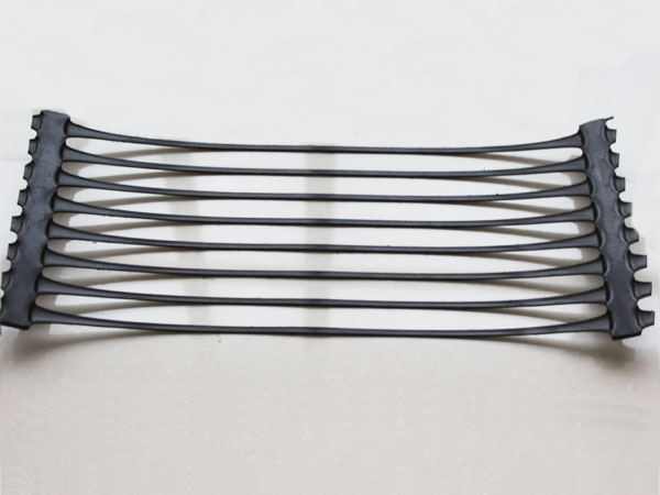 One-way tensile plastic geogrid roadbed reinforcement One-way tensile plastic geogrid roadbed reinforcement