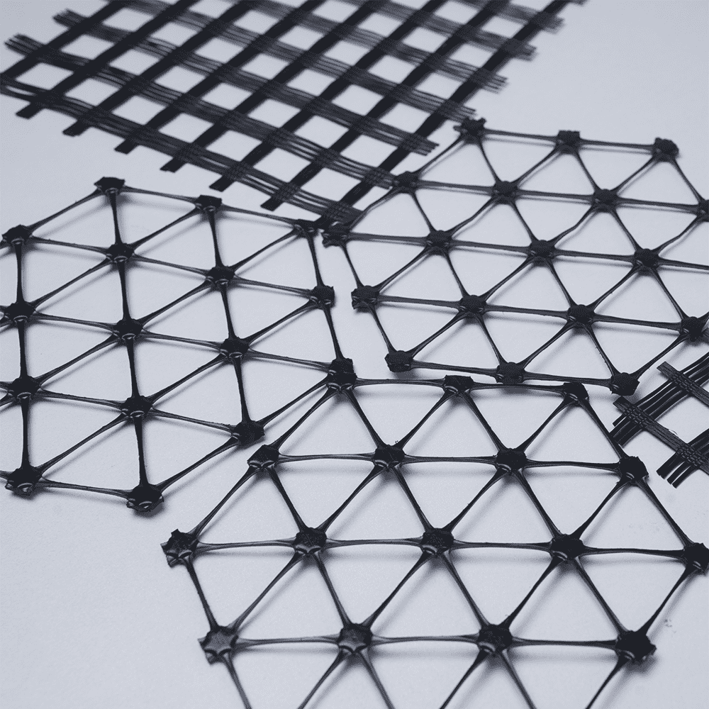 Strengthening the Highway with Retaining Wall and Roadbed Geogrid Mesh  Strengthening the Highway with Retaining Wall and Roadbed Geogrid Mesh